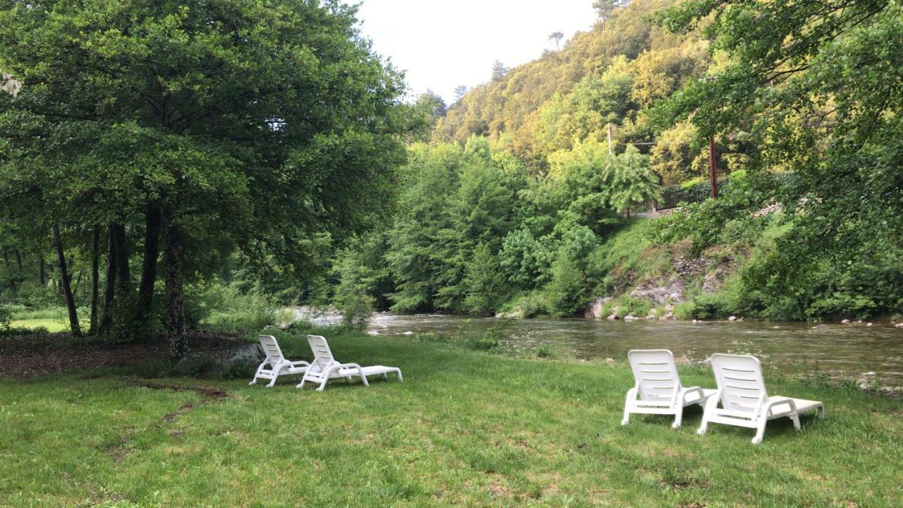 Relais Des Brison Hotel Beaumont  Kültér fotó